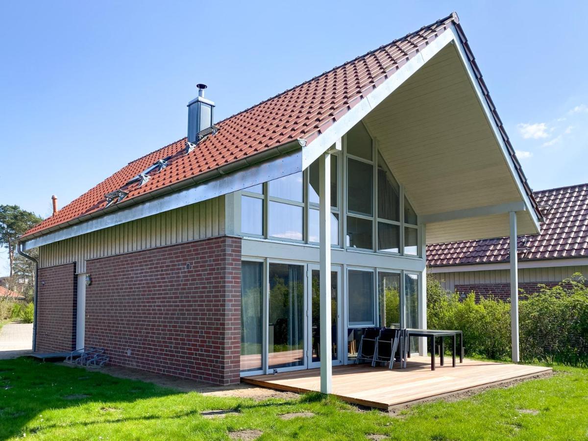 Ferienhaus Wiesengefluester W10 - Mit Sauna, Kamin Und Garten Röbel Exterior foto